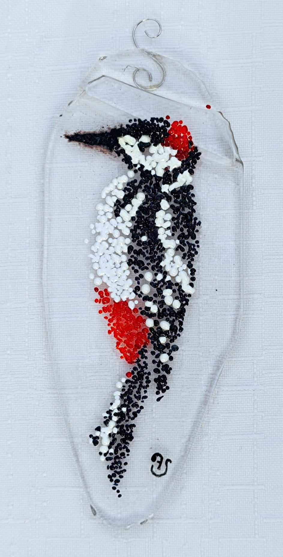 Dzięcioł białogrzbiety - szklana zawieszka