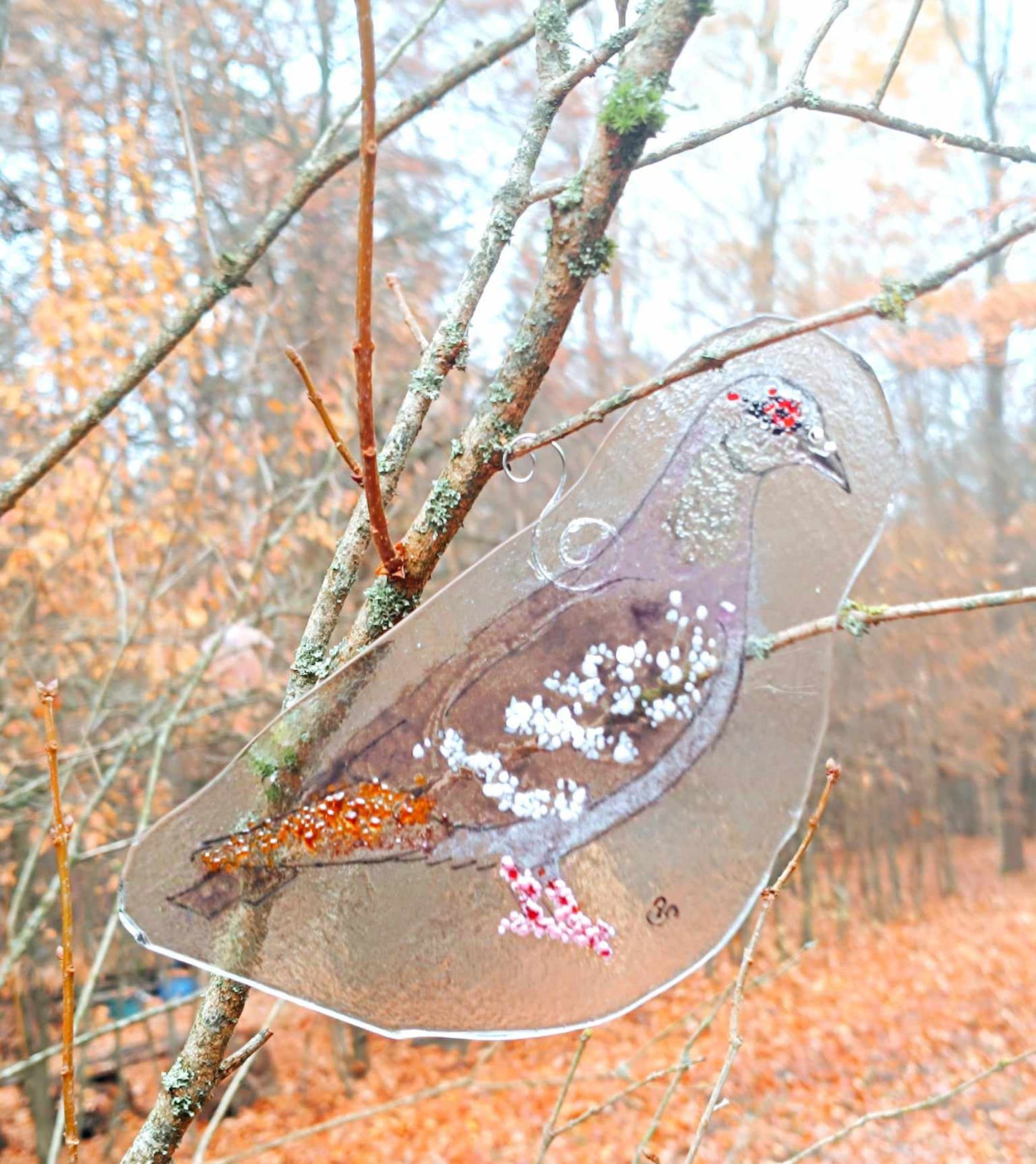 Gołąb grzywacz - zawieszka ze szkła